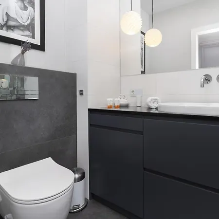 Aura Studio Downtown By Renters * Gdansk